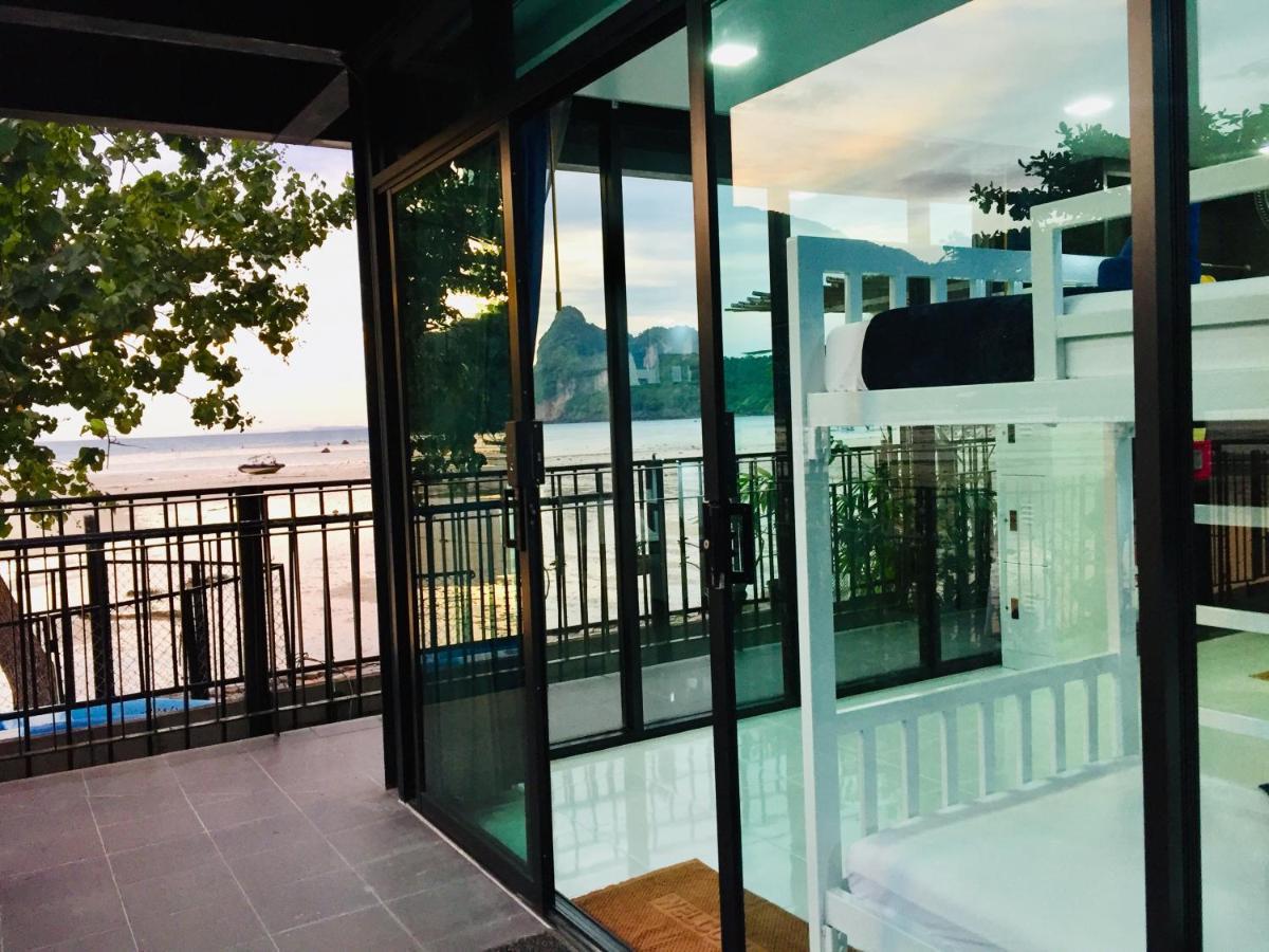 Dee Dee Sea Front Hostel Phi Phi Don Exterior photo