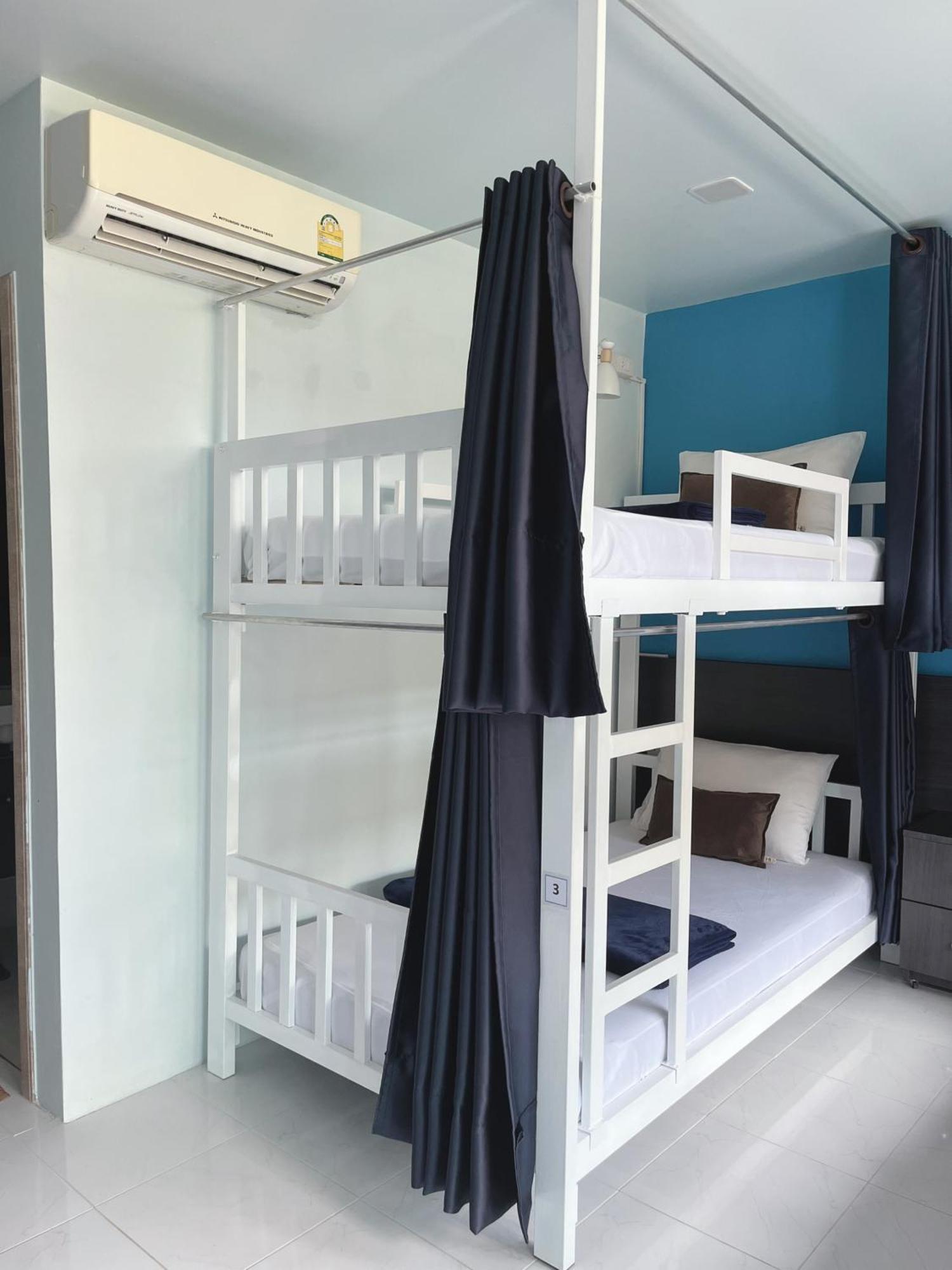 Dee Dee Sea Front Hostel Phi Phi Don Exterior photo